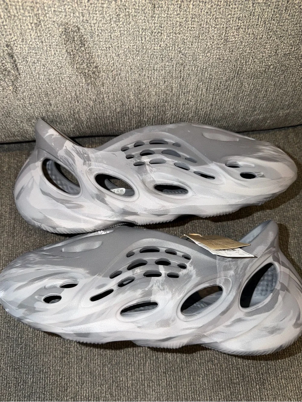 Adidas Yeezy Foam RNR ‘MX Granite’ Size 9M